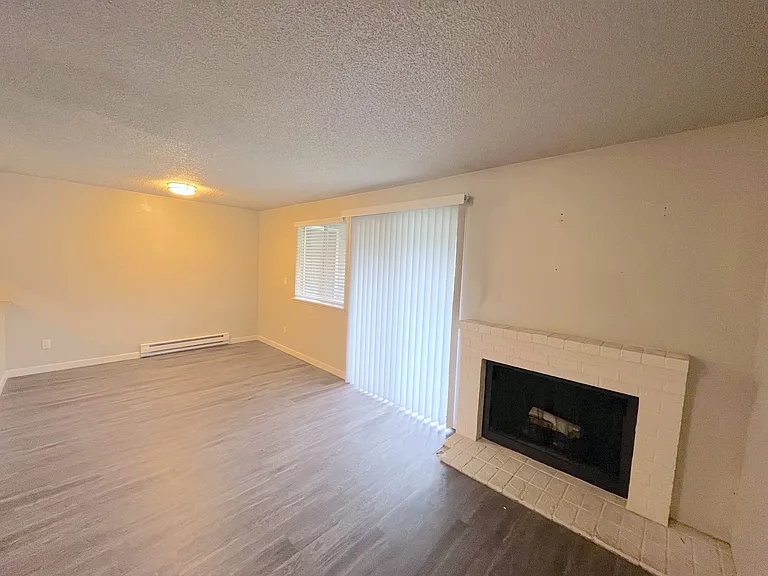 Northview Terrace — Photo 30