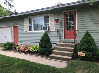 25 Bert St, Hooksett, NH 03106