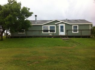 12250 E Yucca Dr, Garden City, KS 67846