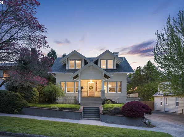 7245 SE Salmon St, Portland, OR 97215