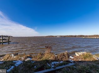 125 River Rd, Elkton, MD 21921