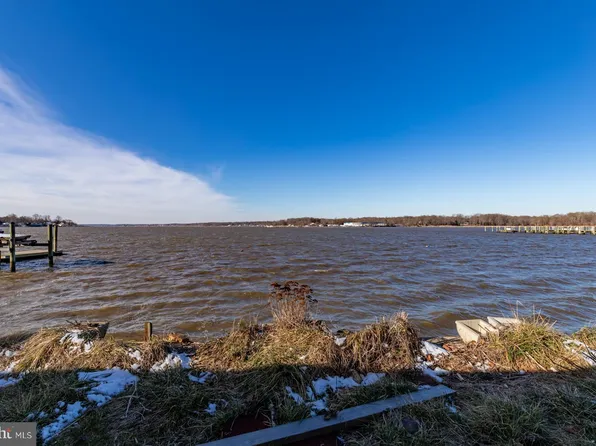 125 River Rd, Elkton, MD 21921