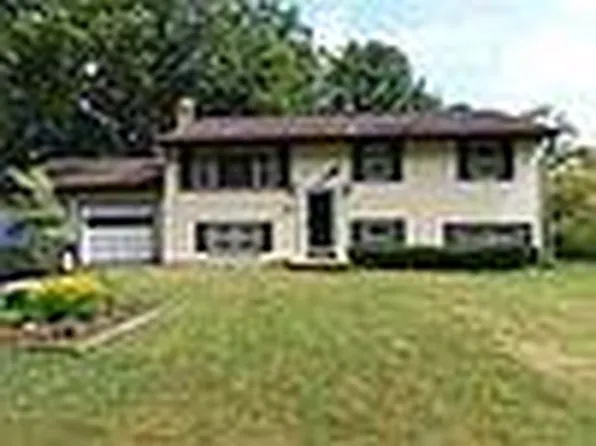24 Paul Revere Rd, Oil City, PA 16301