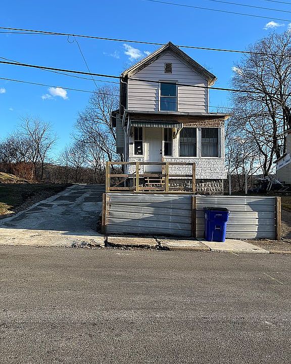 1st image of 1216 Erie St