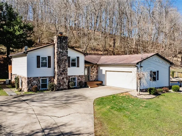 110 Hill Ct, Washington, WV 26181