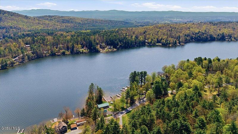 4th image of 497 Hadlock Pond Road