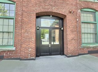 200 Market St APT A21, Lowell, MA 01852