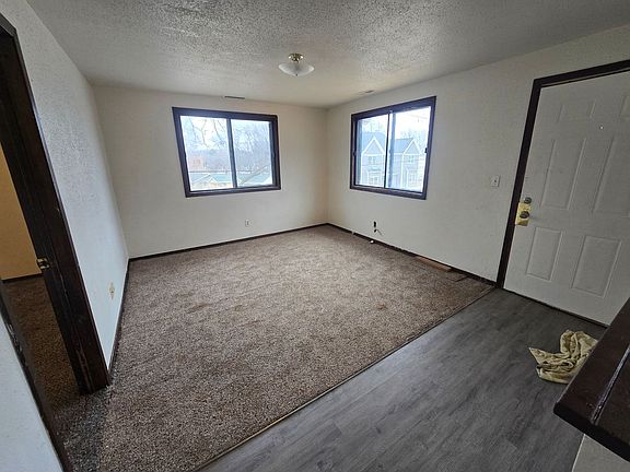 2nd image of 410 W 3rd St APT 3