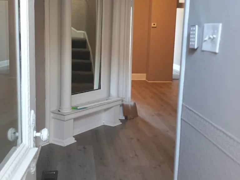 519 Sanford Pl — Photo 2