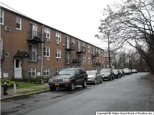 Sold by Neuhaus Realty, Inc. | media 11