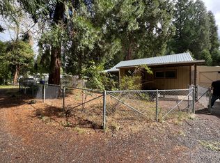 324 Salter Ln, Prospect, OR 97536