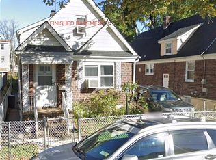 11923 200th St, Jamaica, NY 11412