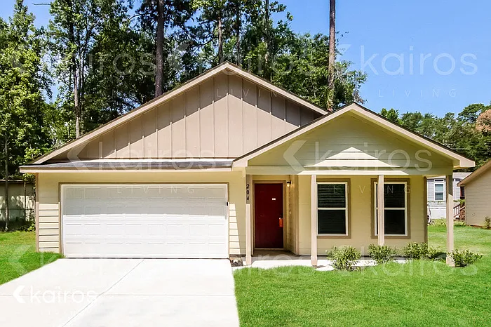 204 Wild Oak Dr — Photo 1