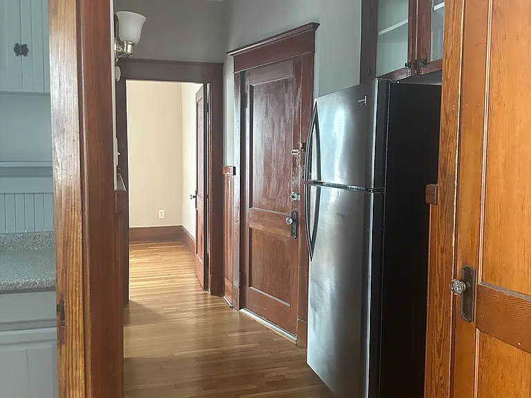 508 Brock Ave #2 — Photo 3