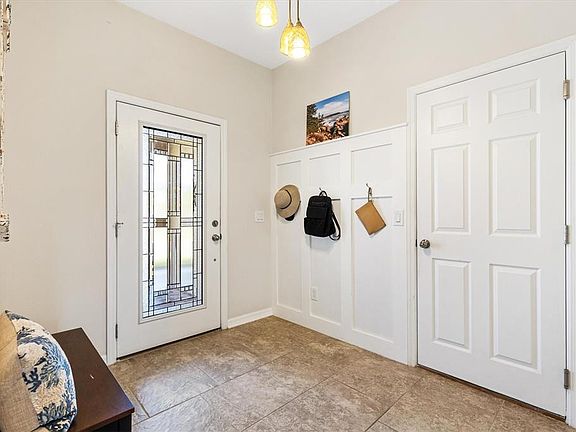 4th image of 4110 ARLINGTON RIDGE BOULEVARD