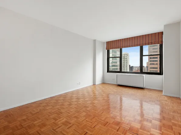 117 East 57th Street image 10 of 24