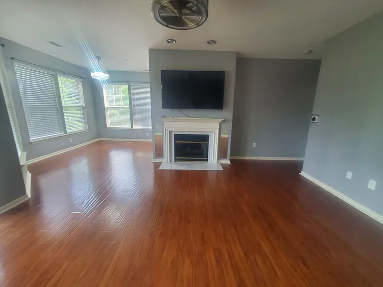3515 Piney Woods Pl #D202 — Photo 9