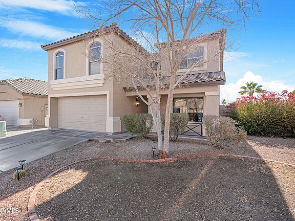 4th image of 43815 W CAREY Drive