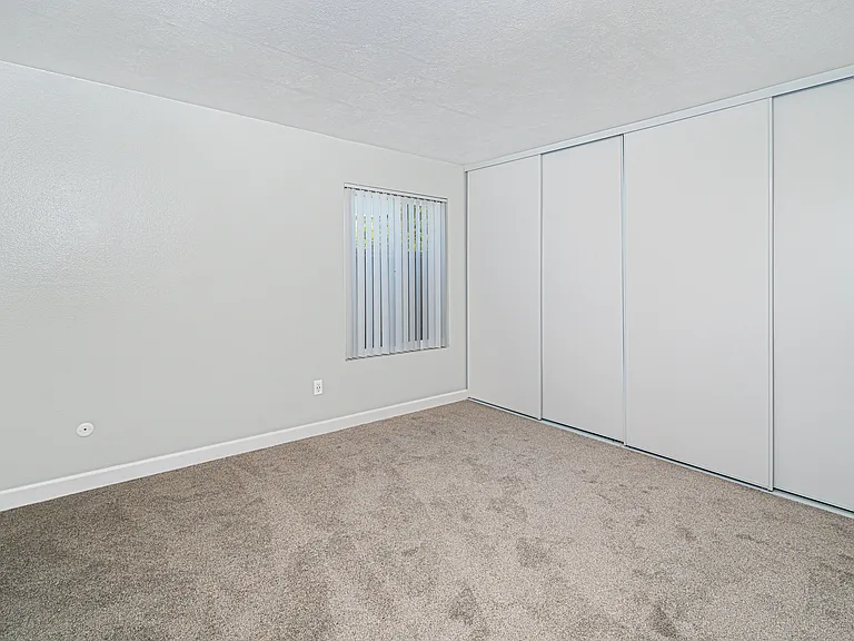 Crestview North Apartments — Photo 5