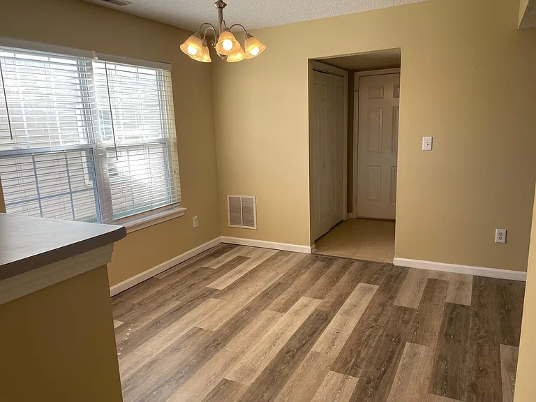 15366 Ten Point Dr — Photo 9