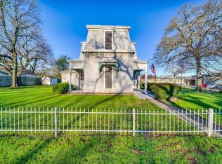 400 S Washington St, Pilot Point, TX 76258