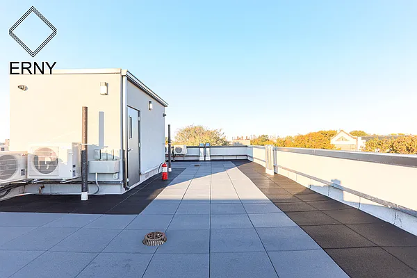 Rented by ERNY LLC | media 20