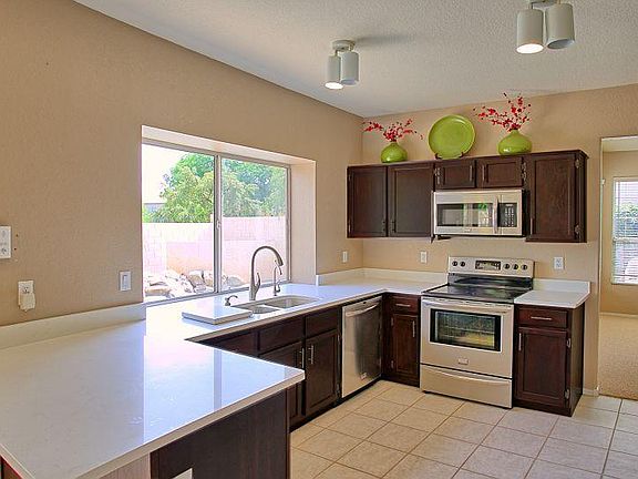 5th image of 5812 W Gary Dr