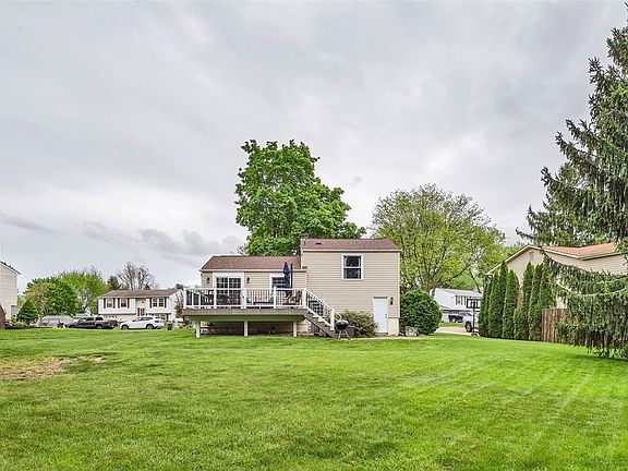 4th image of 204 Cameron Dr