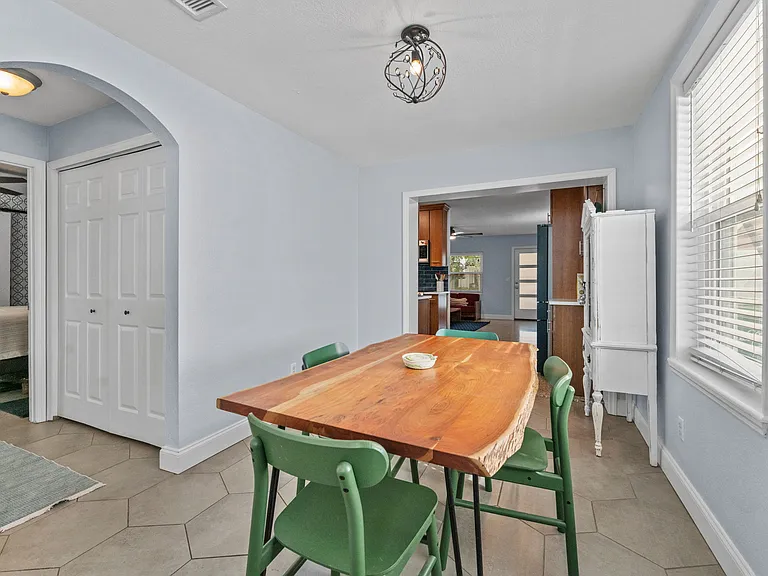 3910 W Vasconia St — Photo 8