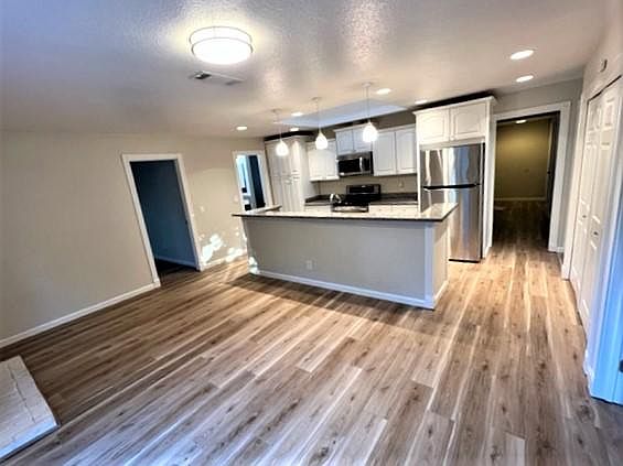 Eat in Kitchen Area