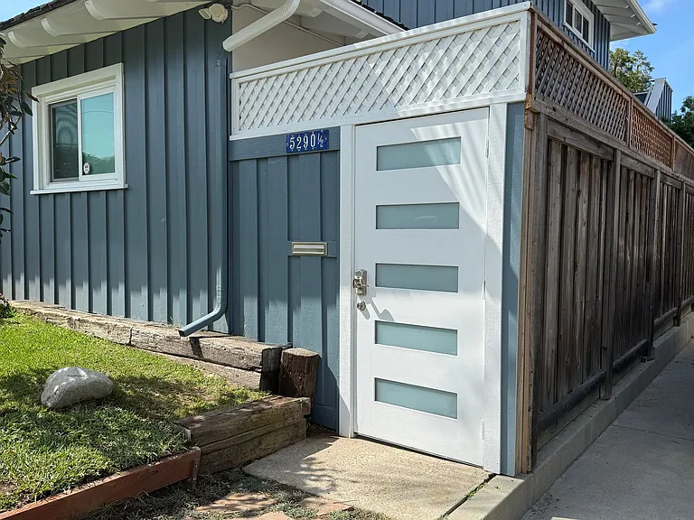 5290 1/2 E El Roble St — Photo 10