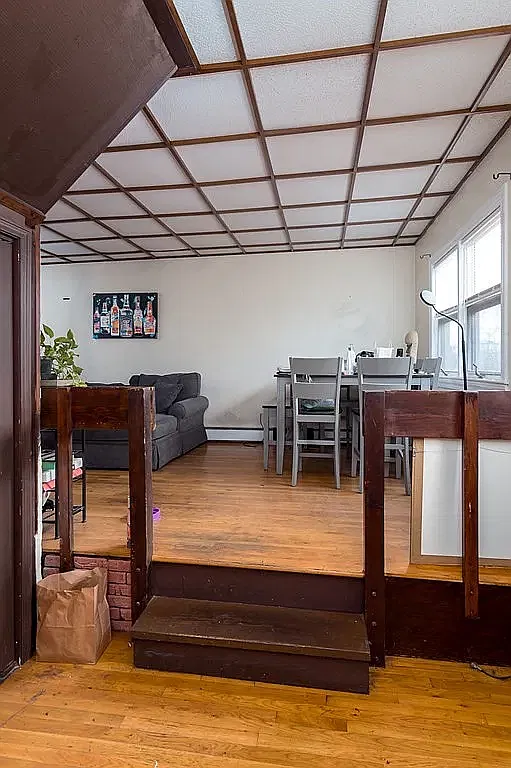 2 bed, $1,900 — Photo 4
