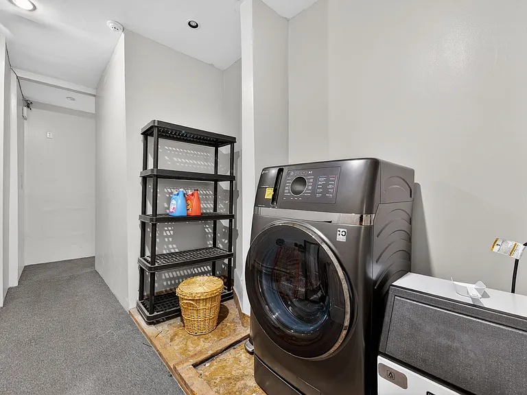 40 Maple St #4 — Photo 14