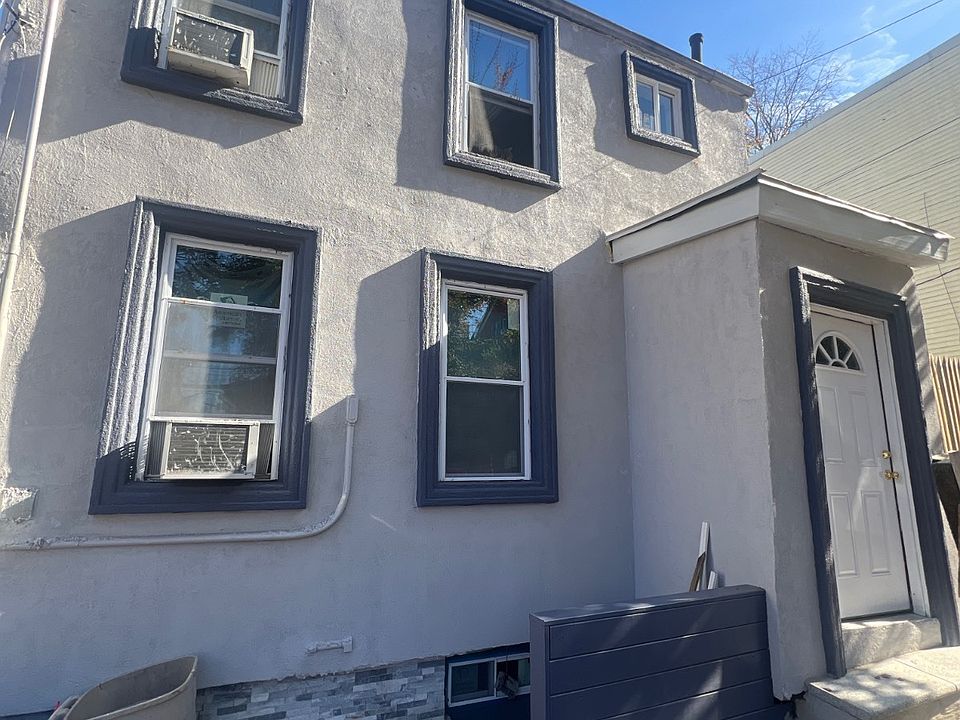 1st image of 27 York Ave