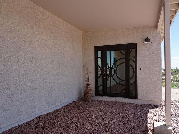 3rd image of 4060 W El Camino Del Cerro