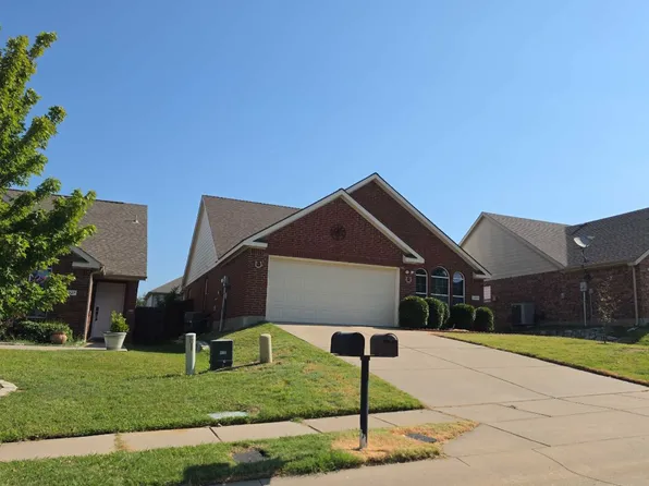 9001 Wild Rose Ln, Aubrey, TX 76227