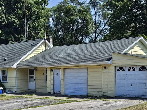 7216 Edwina Ln, Lexington, MI 48450