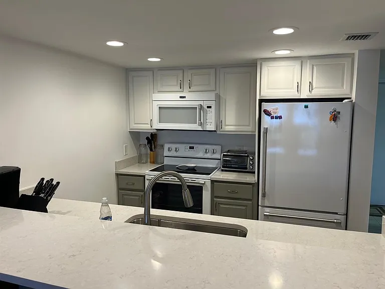 40 NE Plantation Rd #208 — Photo 4