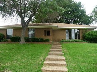 2001 Country Club Dr, Plano, TX 75074