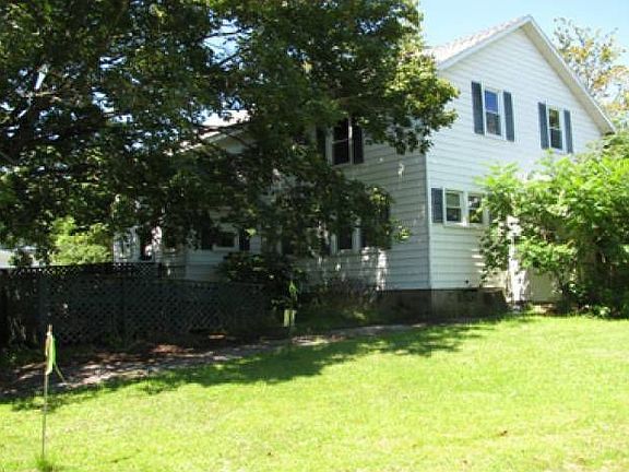 3rd image of 341 W Montgomery St