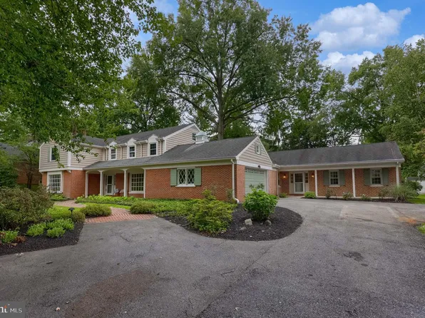 1428 Center Rd, Lancaster, PA 17603