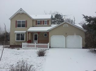 3 Columbine Dr, Pittsgrove, NJ 08318