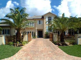 11845 SW 70th Ave, Pinecrest, FL 33156