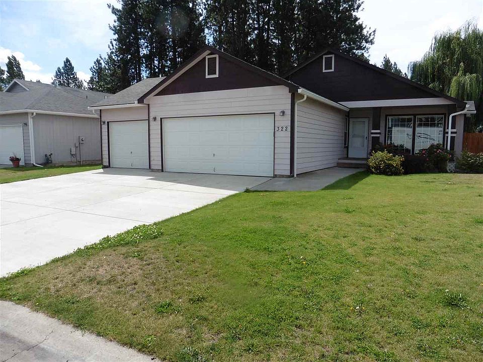 1st image of 322 E Blackhawk Dr