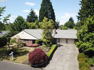 2867 Tomahawk Ln, Eugene, OR 97401