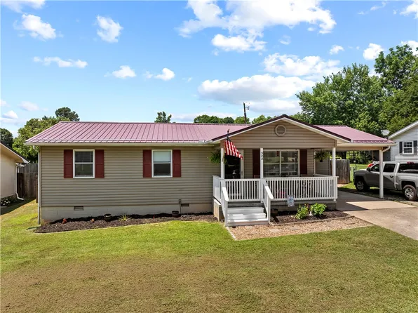 322 N 1st St, Harrison, AR 72601