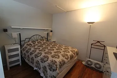 Rented by Robyn Lee, LREB