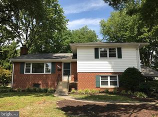 1709 Great Falls St, Mc Lean, VA 22101