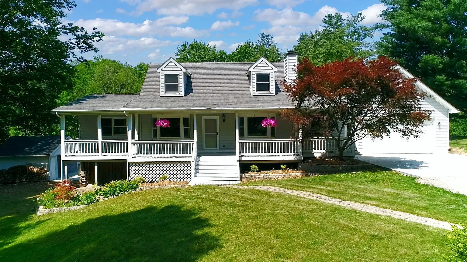 5578 Rochester Rd photo 1