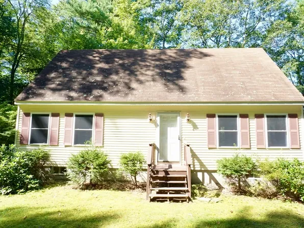 9 Pine Plain Rd, Georgetown, MA 01833